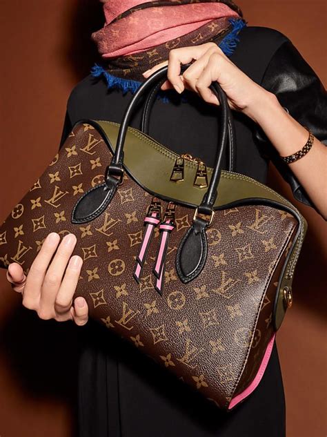 louis vuitton 精品包.